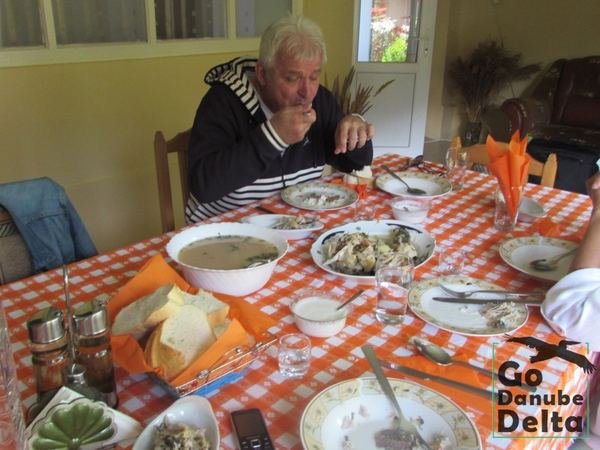 Oferta excursii de o zi în Delta Dunării – Ambarcațiuni lente
