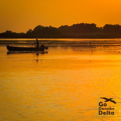 Excursia de patru zile în Delta Dunării cu catamaranul