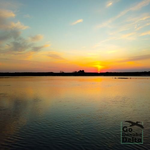 Excursia de patru zile în Delta Dunării cu catamaranul